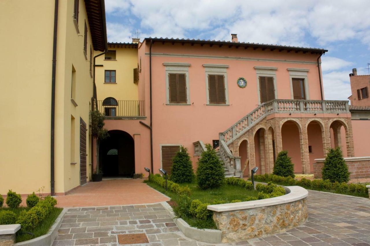 Aparthotel Borgo di Gramugnana Usigliano Esterno foto