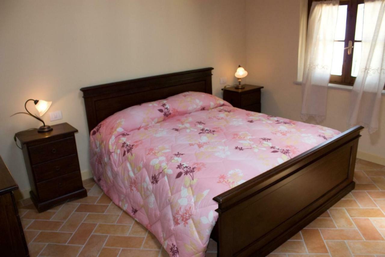 Aparthotel Borgo di Gramugnana Usigliano Esterno foto