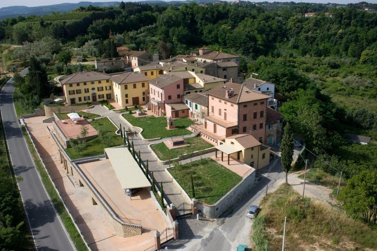 Aparthotel Borgo di Gramugnana Usigliano Esterno foto