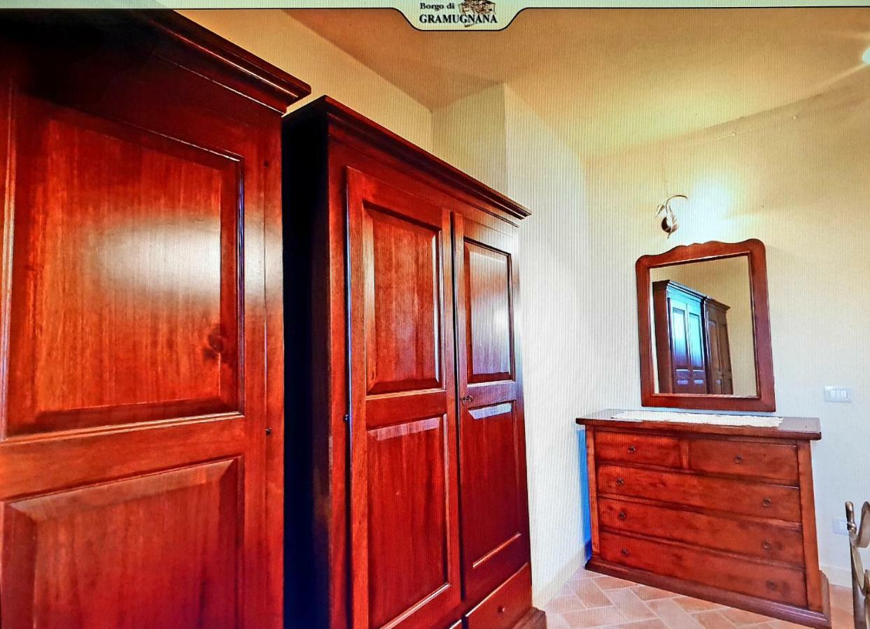 Aparthotel Borgo di Gramugnana Usigliano Esterno foto