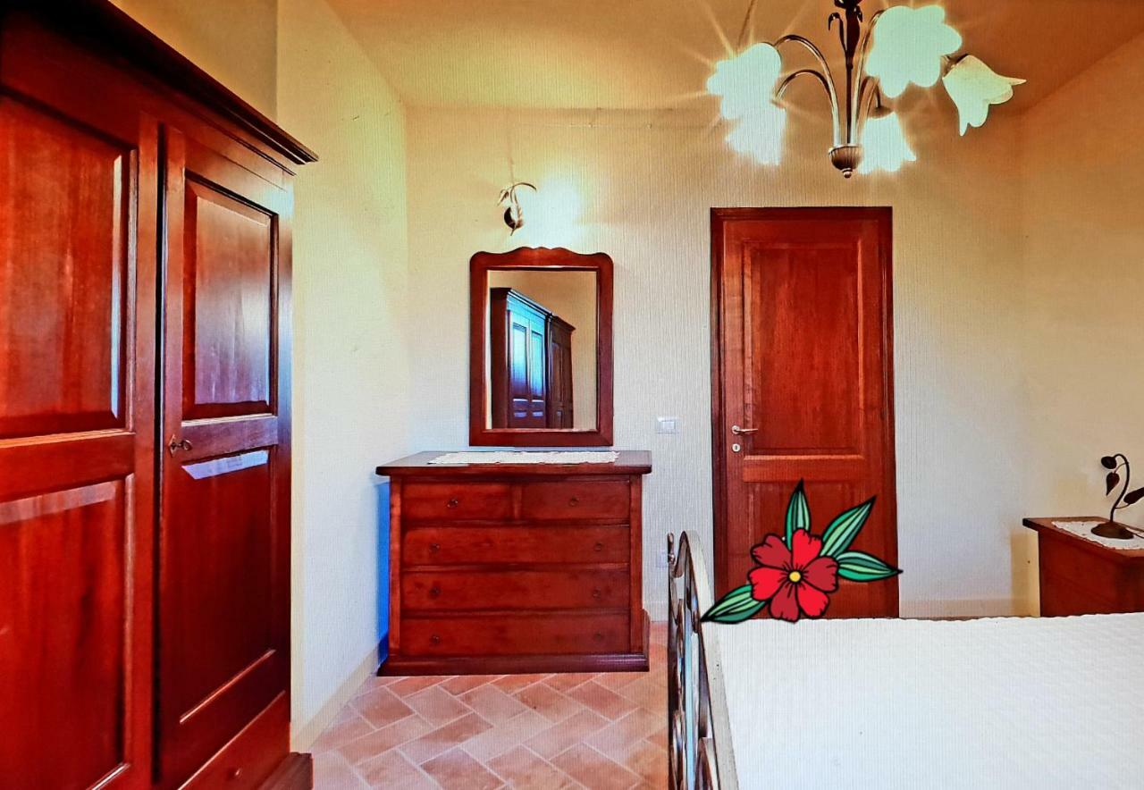Aparthotel Borgo di Gramugnana Usigliano Esterno foto