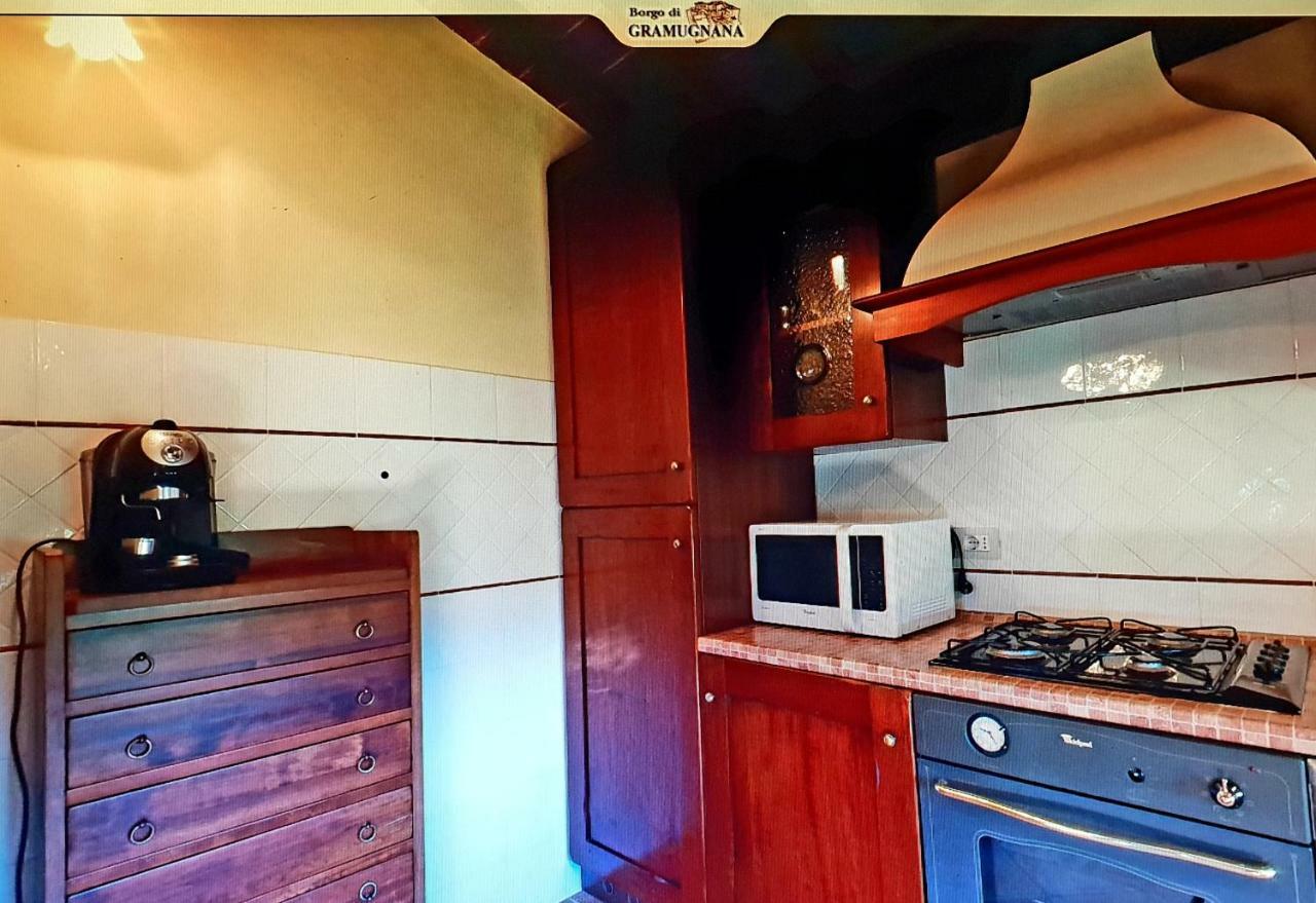 Aparthotel Borgo di Gramugnana Usigliano Esterno foto