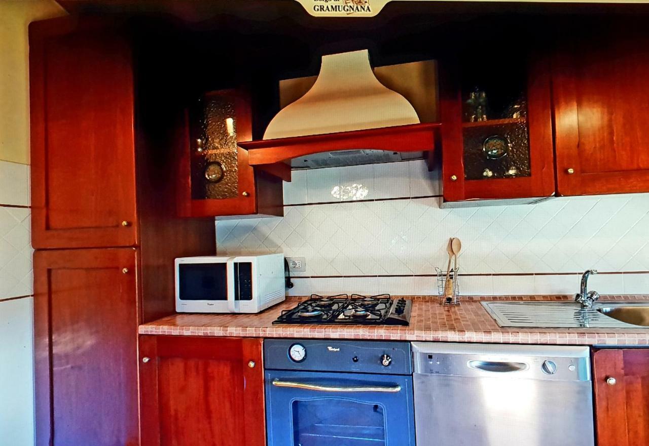Aparthotel Borgo di Gramugnana Usigliano Esterno foto