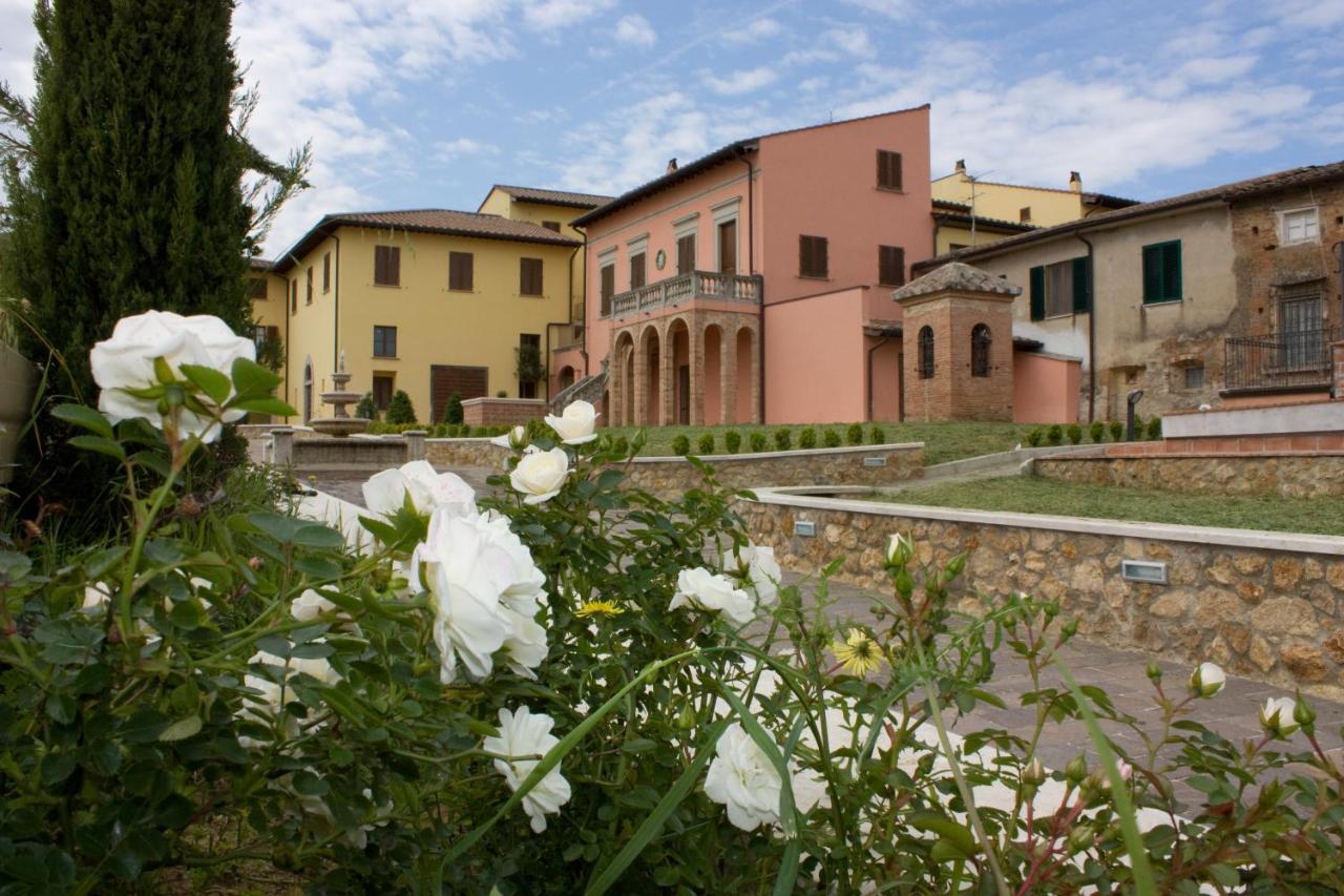 Aparthotel Borgo di Gramugnana Usigliano Esterno foto