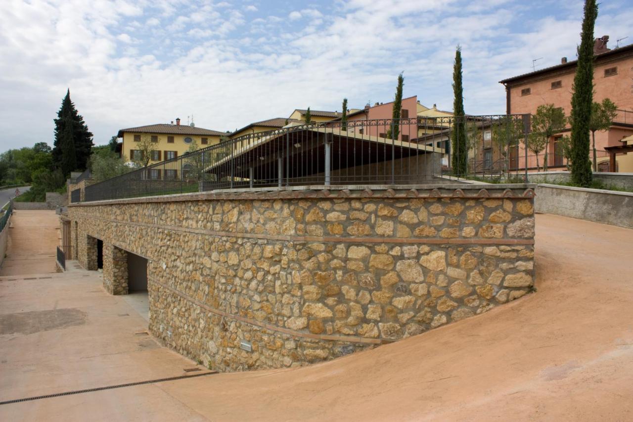 Aparthotel Borgo di Gramugnana Usigliano Esterno foto